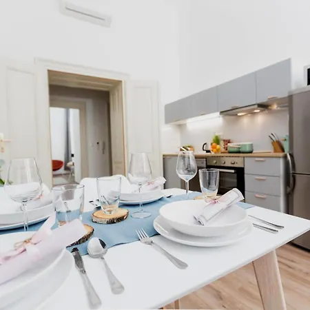 Chill Aparthotel 4*