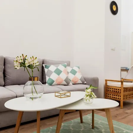 Aparthotel Chill 4*