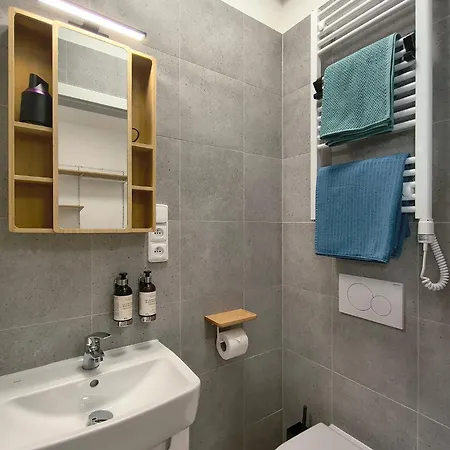 Chill Aparthotel