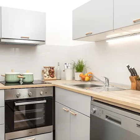 칠리 아파트먼트 아파트호텔 4*